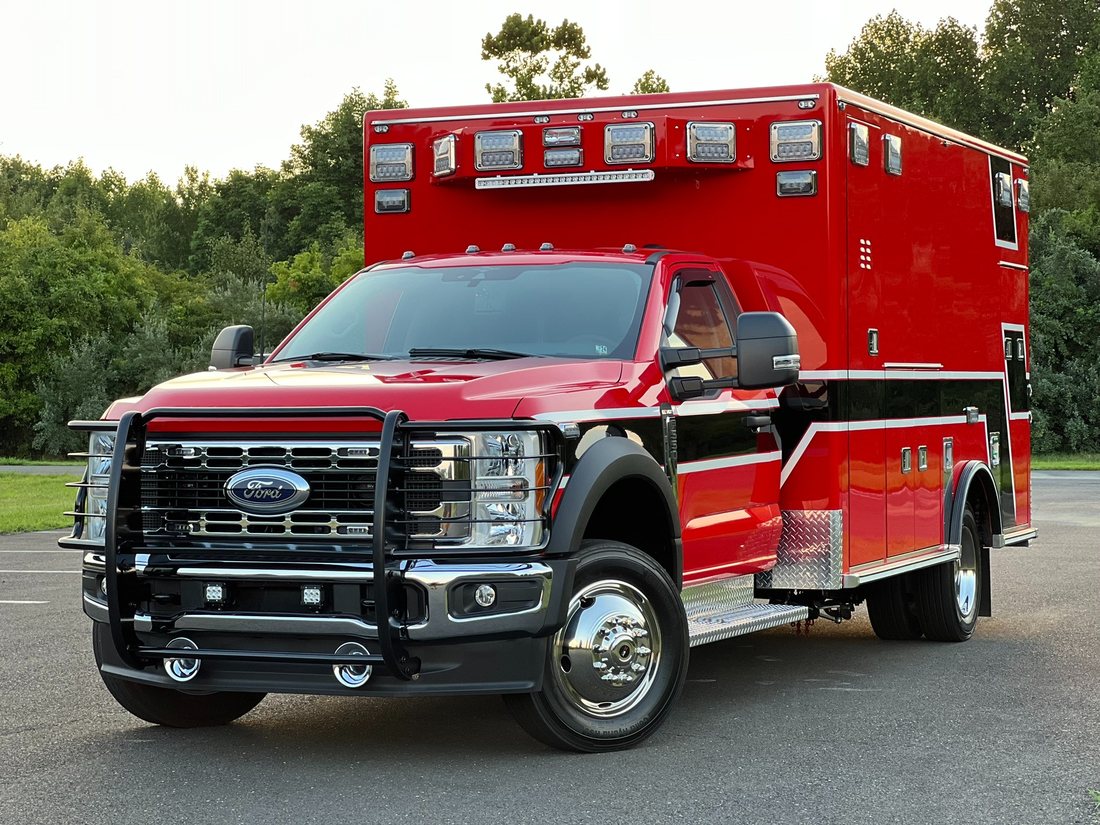 Red Ford Type I ambulance remounted by SIV